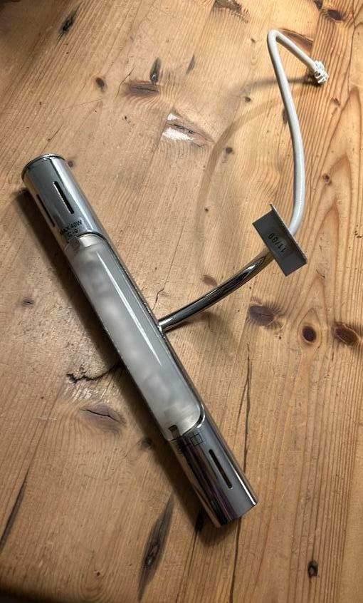 Kast / spiegel opbouw armatuur, Ophalen of Verzenden, Zo goed als nieuw, Metaal of Aluminium, Halogeen