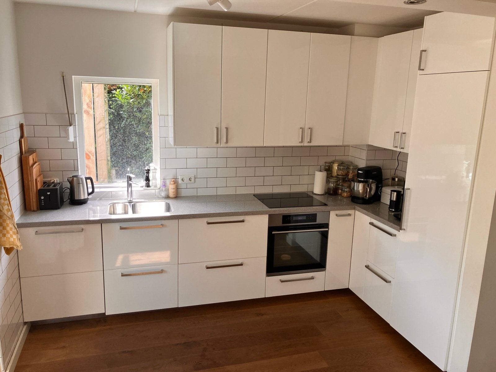 IKEA keuken, Ringhult front, kwarts aanrechtblad_va feb. ‘27, Ophalen, Wit, Hoekkeuken, Composiet