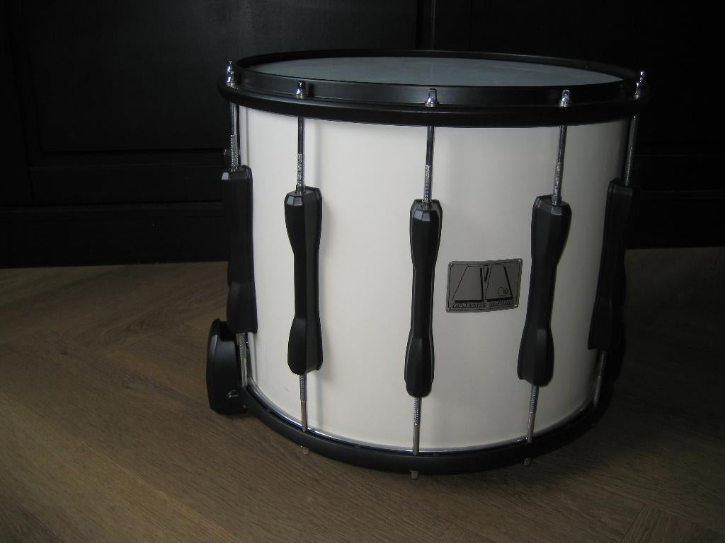 Marching Majestic Endeaver Snare 14" Hybride Snaren, Ophalen of Verzenden, Gebruikt, Drums of Percussie