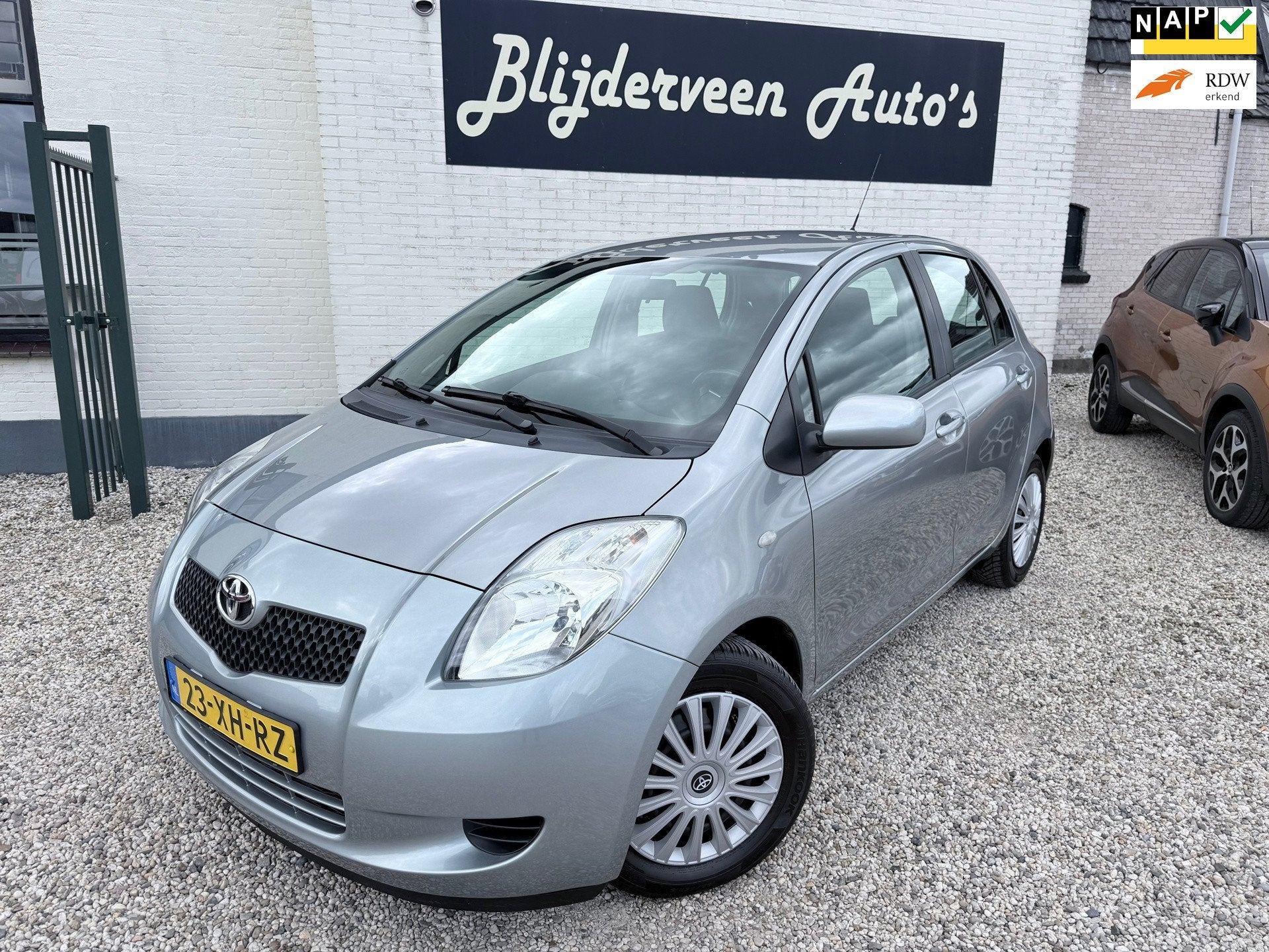 Toyota Yaris 1.3 VVTi Sol MMT Automaat | Airco | 5Deurs | Or, Stof, 750 kg, 4 cilinders, Origineel Nederlands