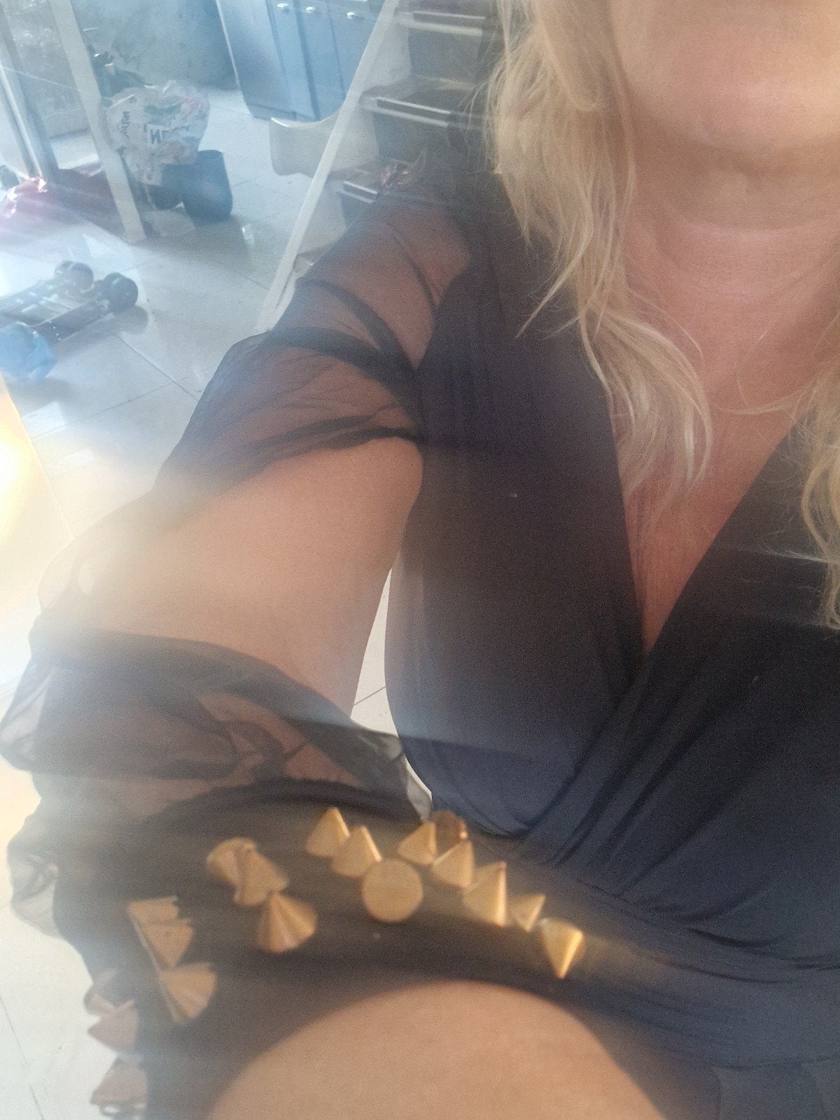 super sexy zwarte jumpsuit met transparante mouwen en studs, Zwart, Maat 42/44 (L), Nieuw, Ophalen of Verzenden
