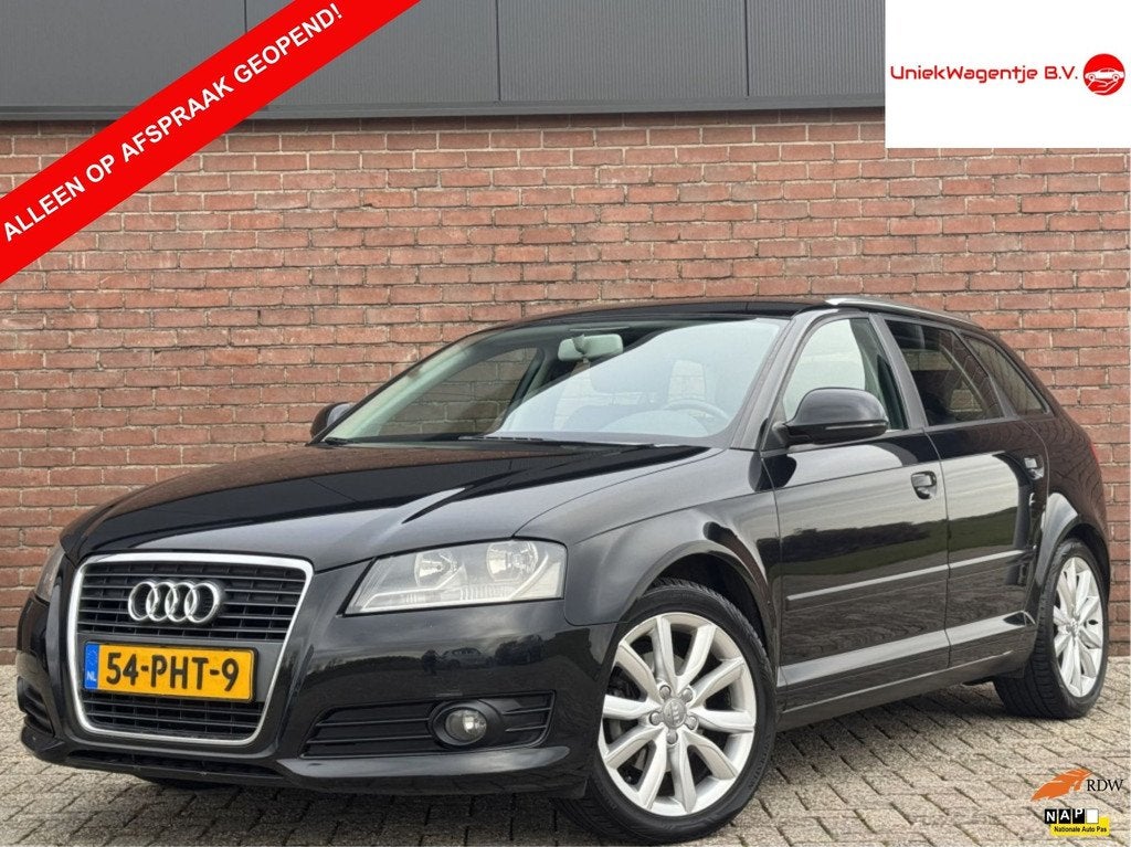 Audi A3 Sportback 1.8 TFSI | NAVI! | CRUISE! | TREKHAAK!, Auto's, Audi, Voorwielaandrijving, Euro 5, Gebruikt, 4 cilinders