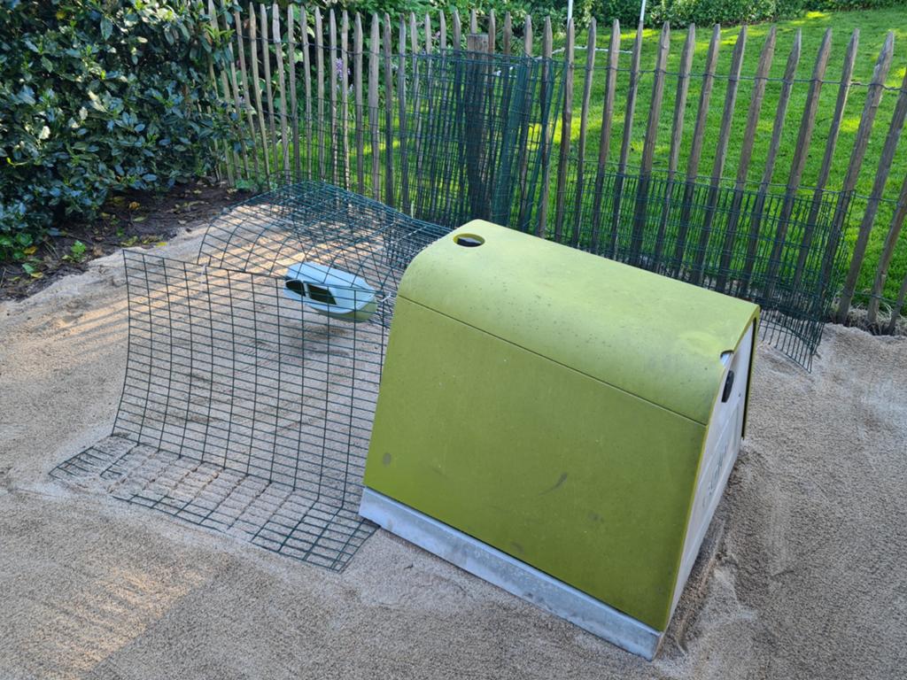 Omlet Eglu go kippenhok, Dieren en Toebehoren, Pluimvee | Toebehoren, Gebruikt, Kippenhok of Kippenren, Ophalen