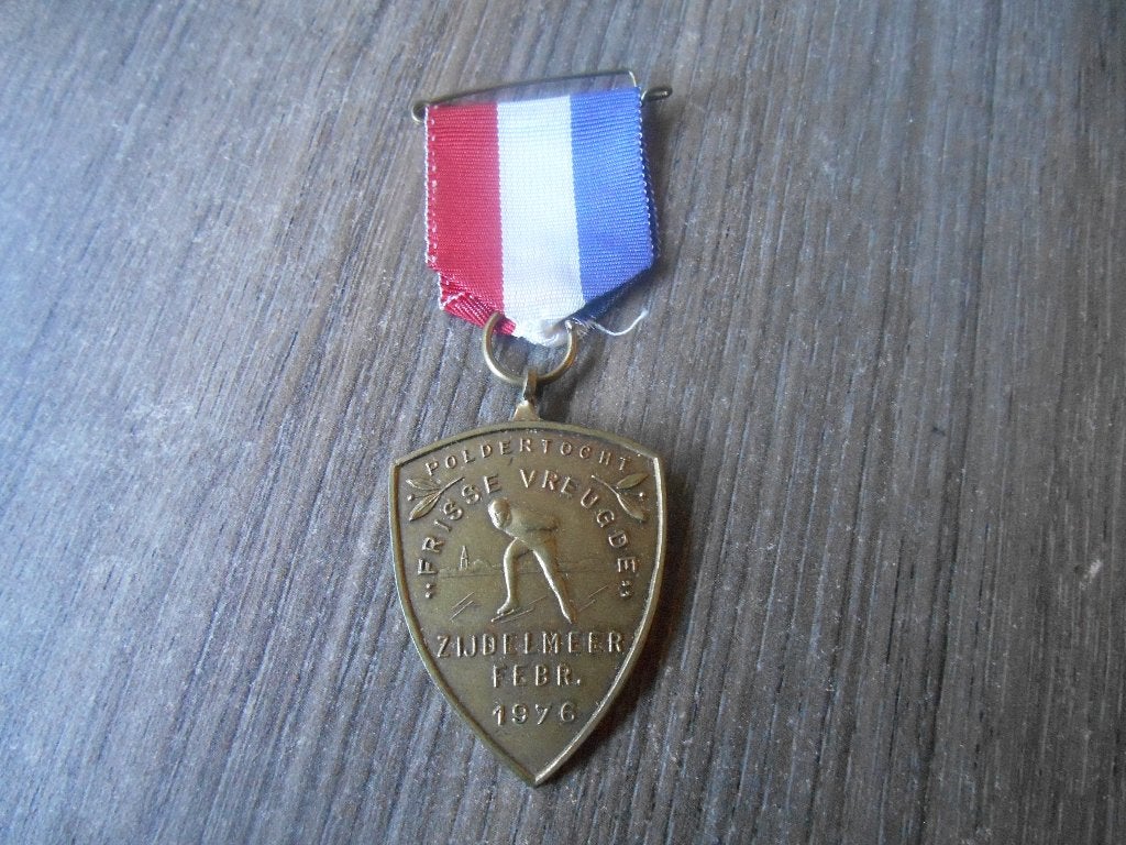 Schaatsmedaille Poldertocht Zijdelmeer 1976, Ophalen of Verzenden, Overige materialen, Nederland