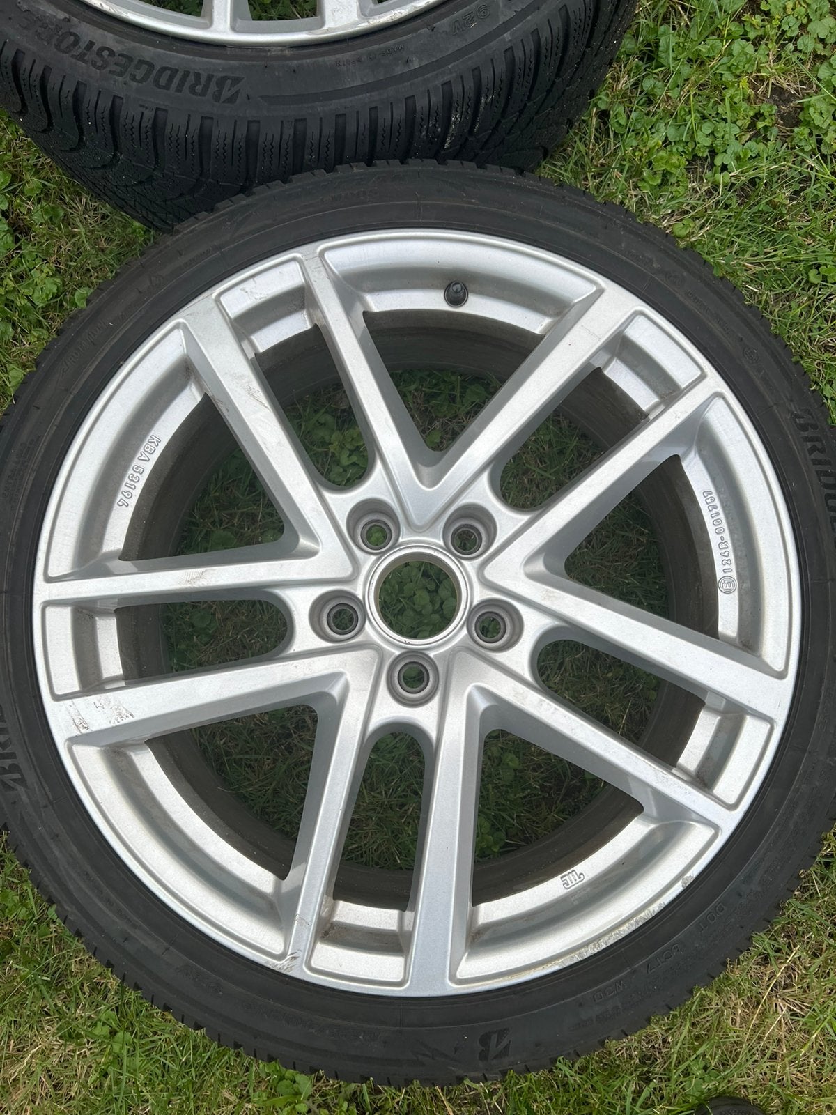 VW Rial 18 inch 5 x 112 et 44 met winterbanden voor VW, Ophalen, 18 inch, Gebruikt, Banden en Velgen