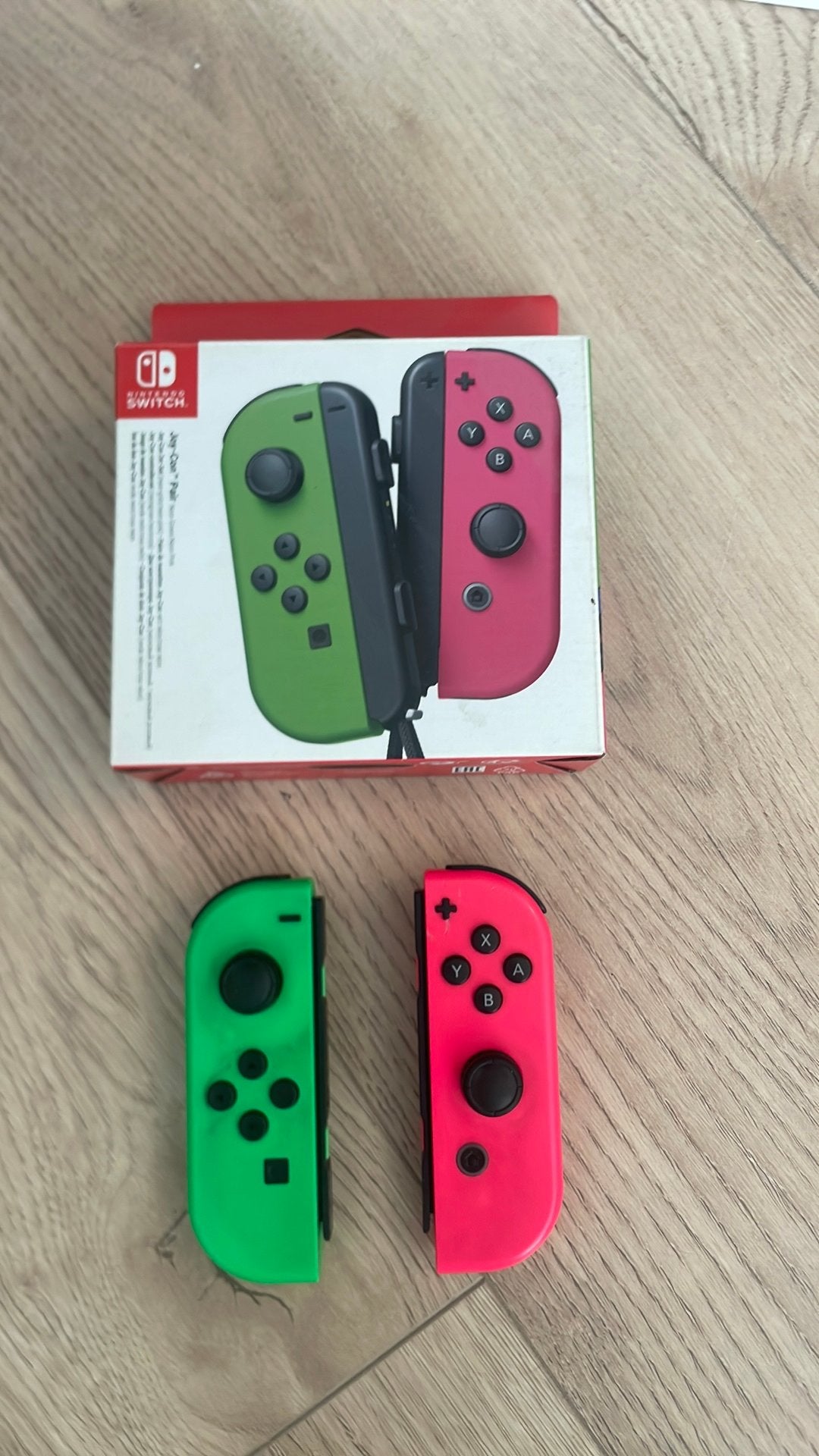 Nintendo Switch Joy-Cons Neon Groen & Neon met doos Roze, Gebruikt, Overige controllers, Ophalen of Verzenden, Draadloos