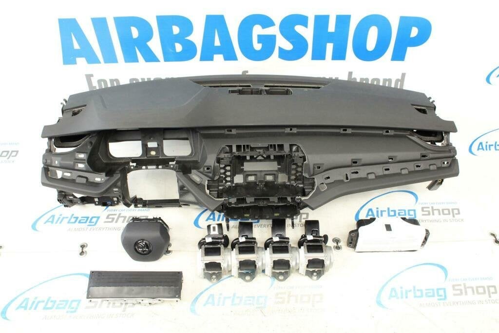 Airbag set - Dashboard zwart Skoda Octavia (2020-heden), Auto-onderdelen, Gebruikt, Ophalen of Verzenden