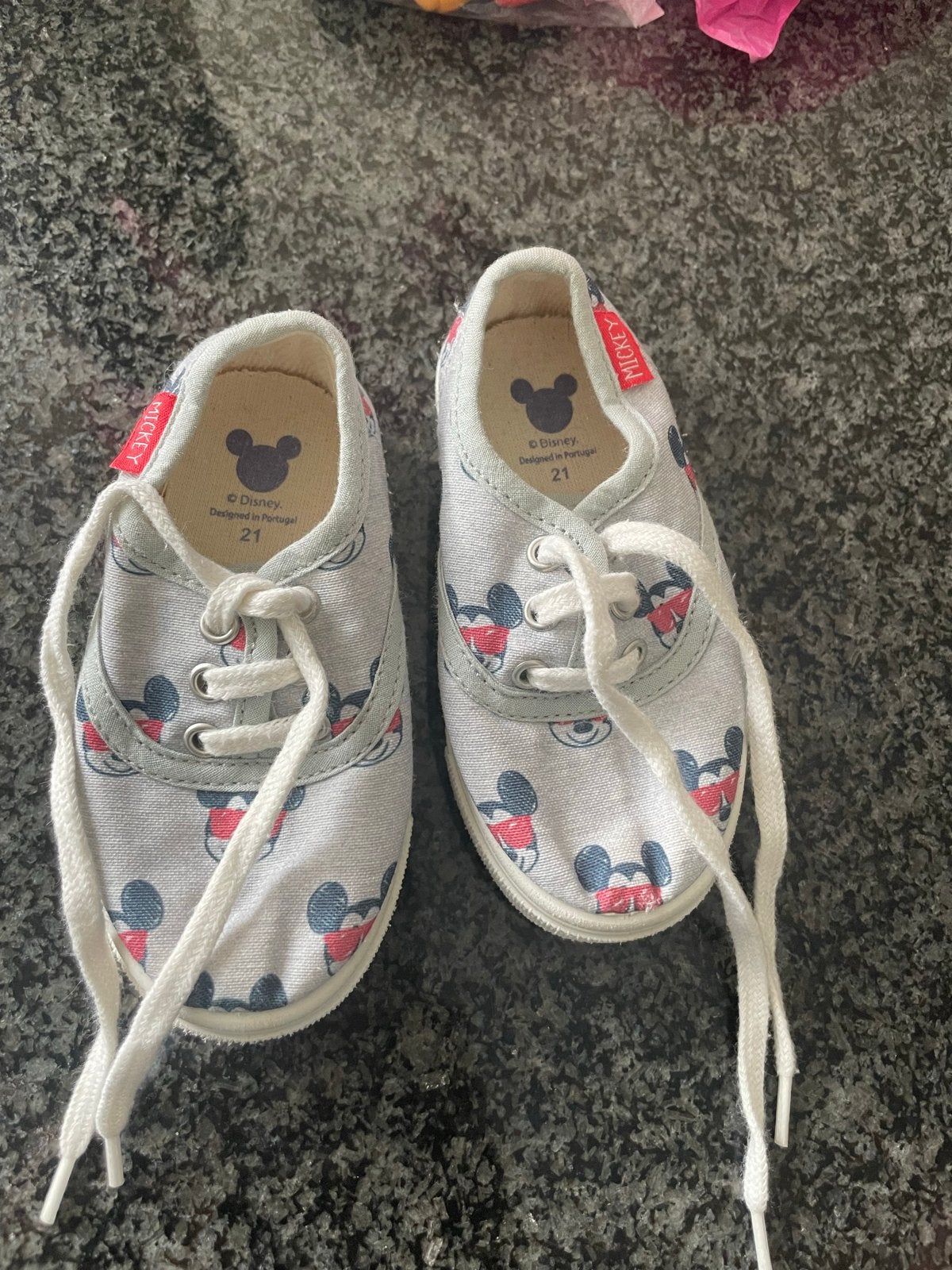 Baby schoenen maat 21 Mickey Mouse, Jongen of Meisje, Schoenen, Ophalen of Verzenden, Zo goed als nieuw