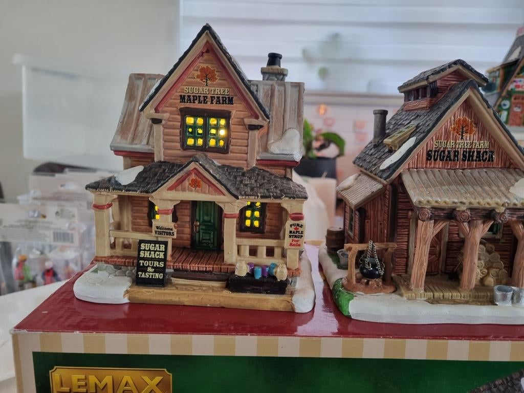Lemax Sugartree Maple Farm Set Of 2, Diversen, Kerst, Ophalen