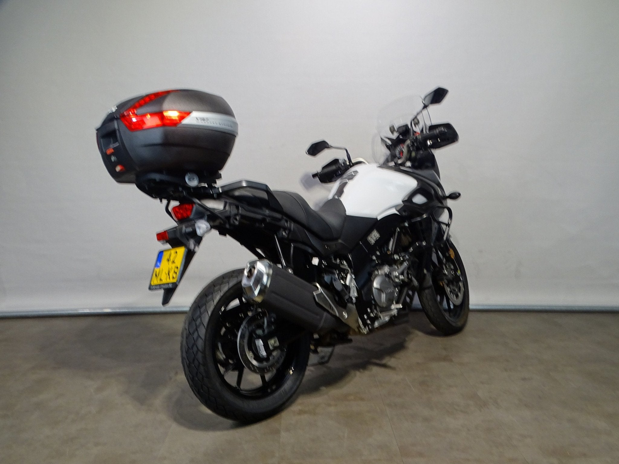 Suzuki DL 650 ABS, Meer dan 35 kW, Toermotor, Gebruikt, Bedrijf