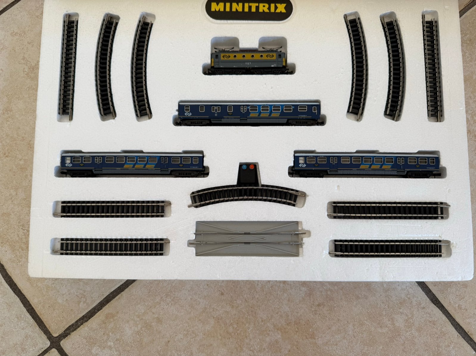 Minitrix 1005 NS startset 1127 als nieuw in Ovp N spoor, Hobby en Vrije tijd, Treinset, Gelijkstroom, Trix, Analoog