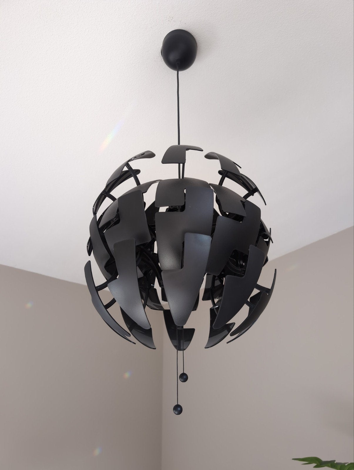 Ikea PS 2014 zwarte design lamp 35 cm modern zgan hanglamp, Ophalen, Kunststof, E27 (groot), Zo goed als nieuw