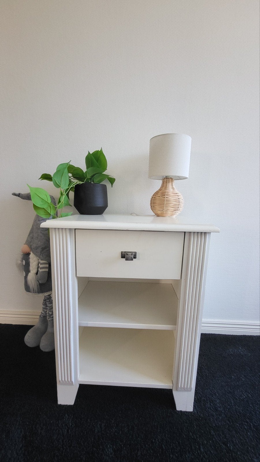 Mooi wit landelijk nachtkastje / bijzetkastje met lade, Gebruikt, 50 tot 100 cm, Ophalen of Verzenden, Landelijk/brocante