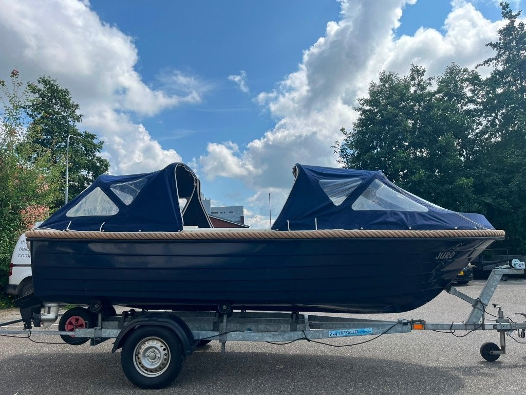 Leuke sloep 520 met een honda 15pk en trailer. Weekender, Watersport en Boten, Sloepen, Gebruikt, 15 pk, Buiskap, Ophalen