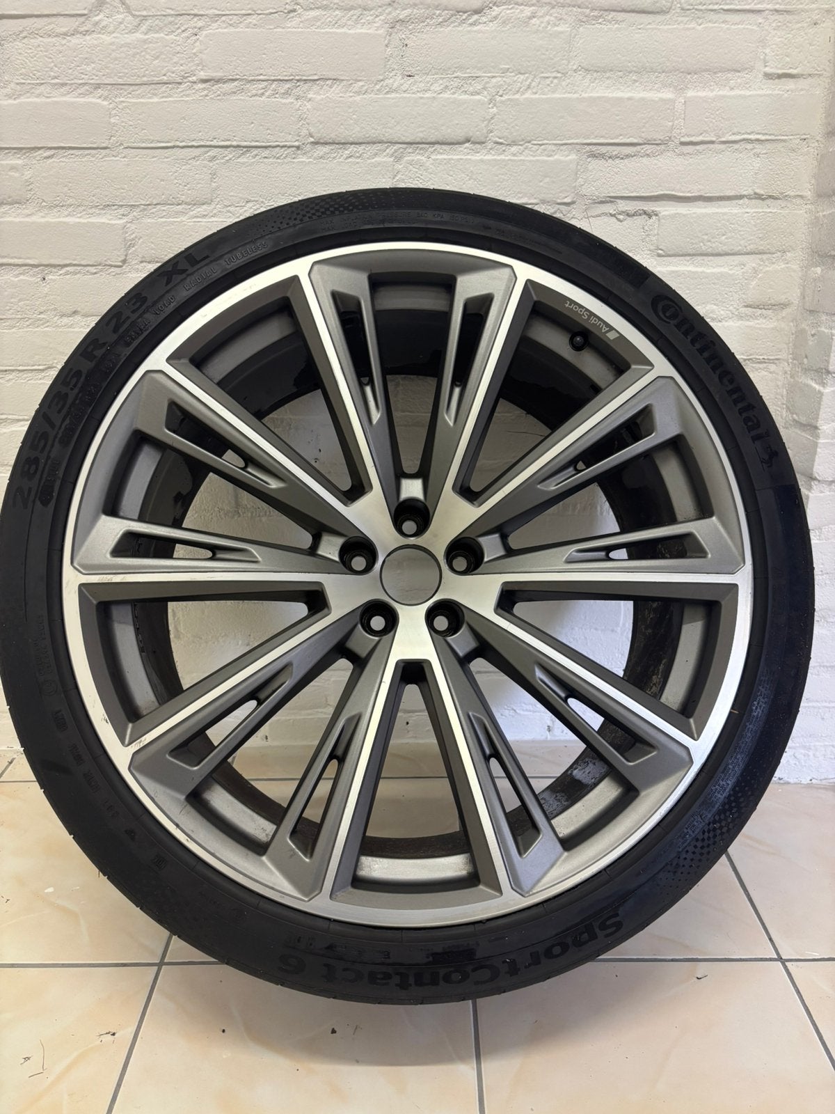 Audi Q8 SQ8 4M8 23 inch Origineel Velgen 4M8601025R zomerbnd, 285 mm, Banden en Velgen, Overige maten, Ophalen of Verzenden