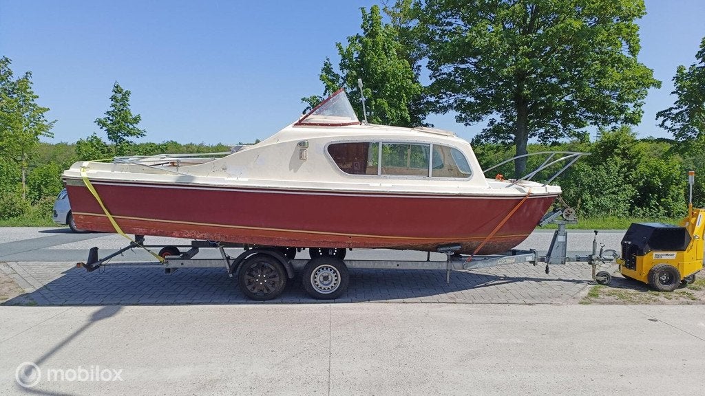 Fairline 630 Kajuitboot – Leuke Opknapper met Potentie, Watersport en Boten, Fairline, Gebruikt, Fairline, Fairline