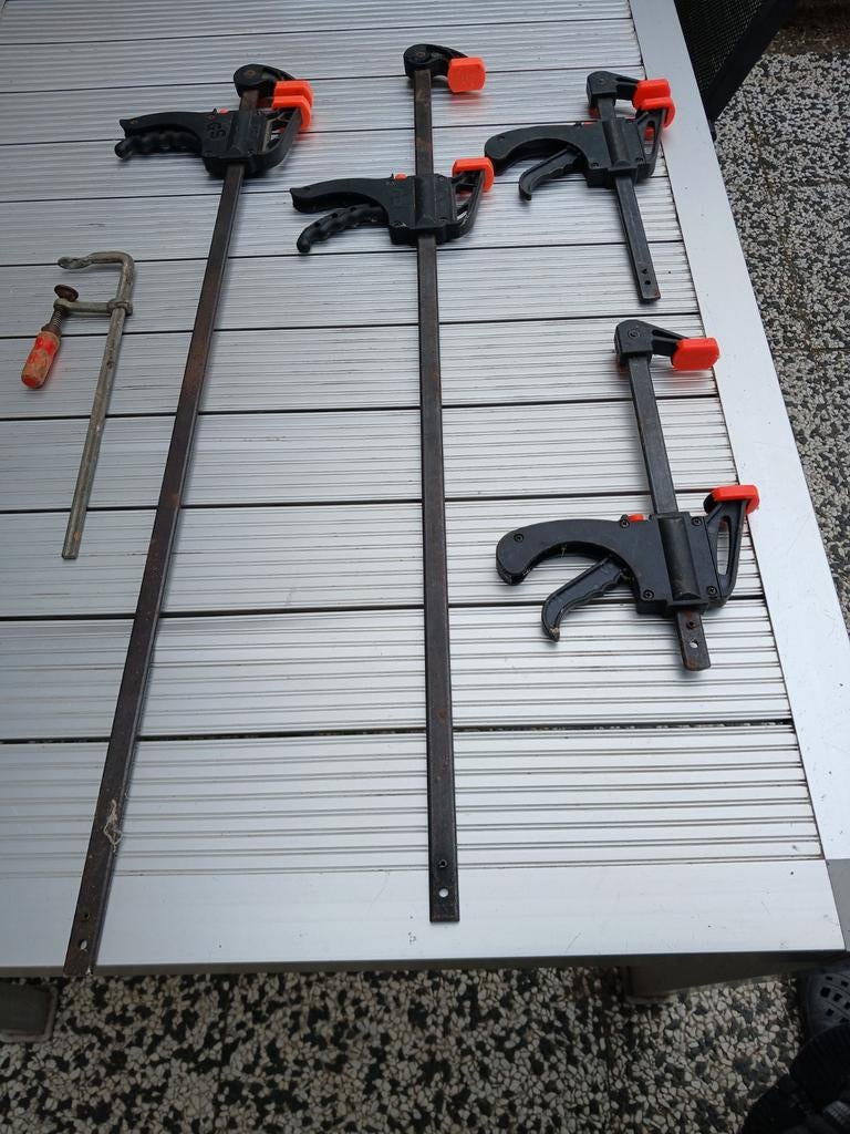 Set van diverse lijmklemmen en snelspanners, Doe-het-zelf en Verbouw, Gereedschap | Handgereedschap, Ophalen, Gebruikt