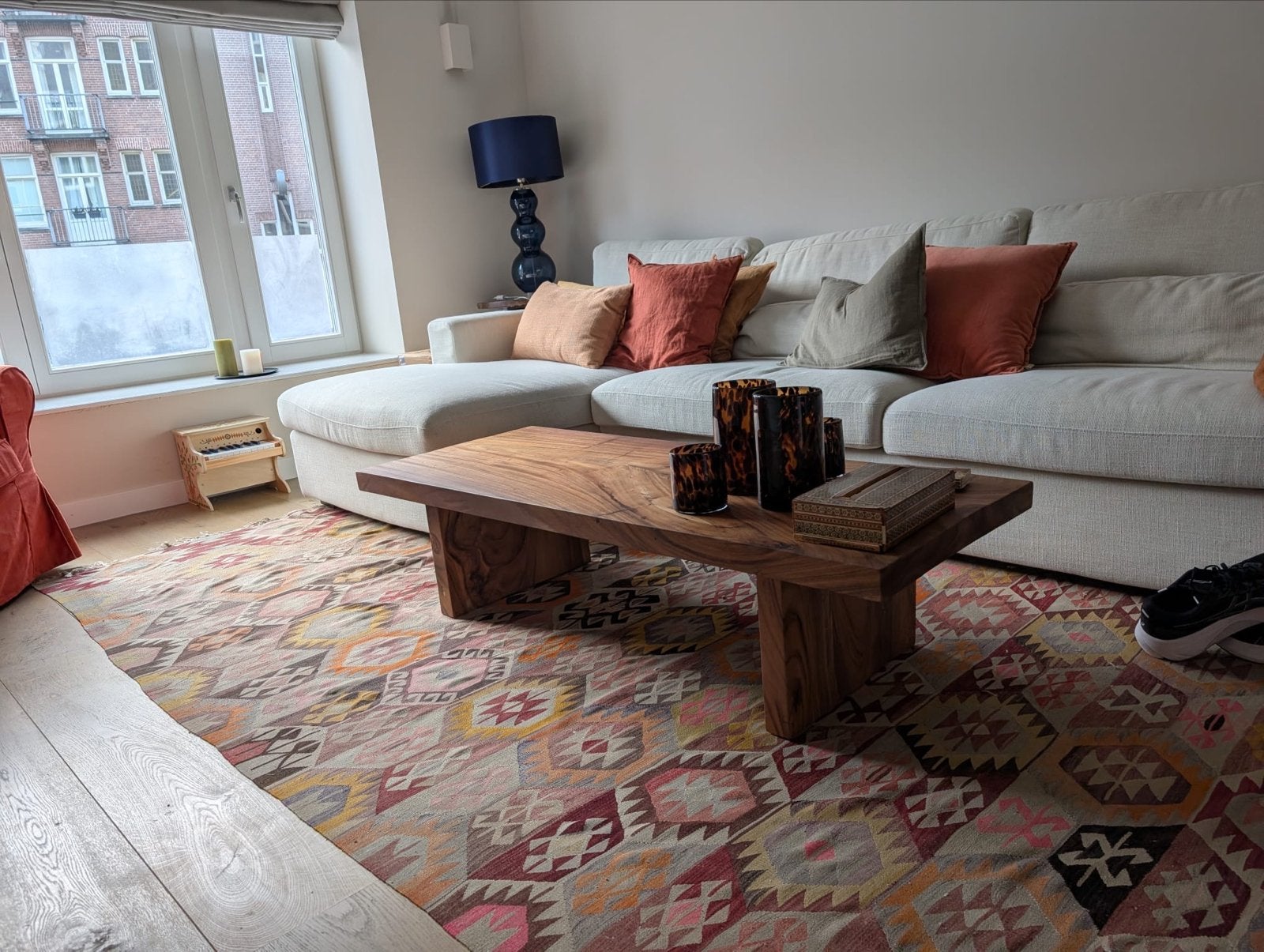 Mango houten salontafel, Huis en Inrichting, Bureaus, Zo goed als nieuw, Ophalen