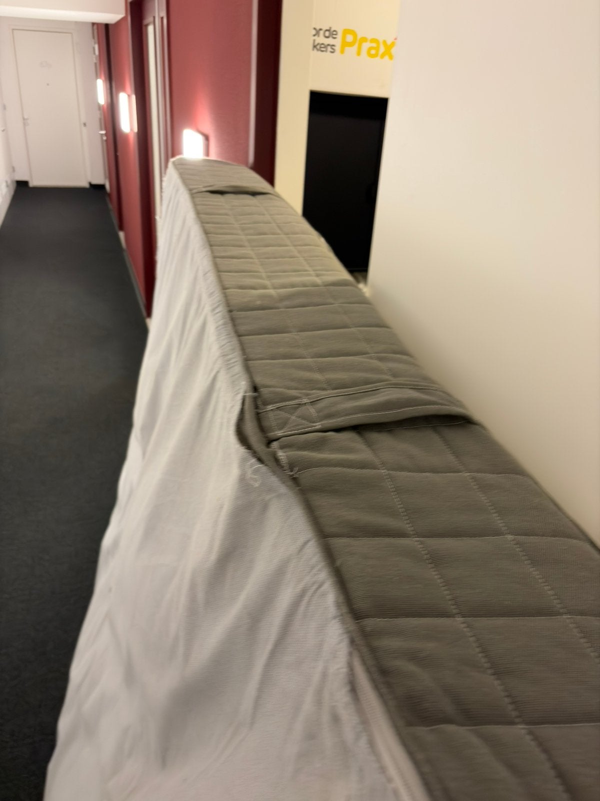 180 x 200 King Used Ikea Hovag Mattress, Ophalen, Gebruikt, Tweepersoons, Matras