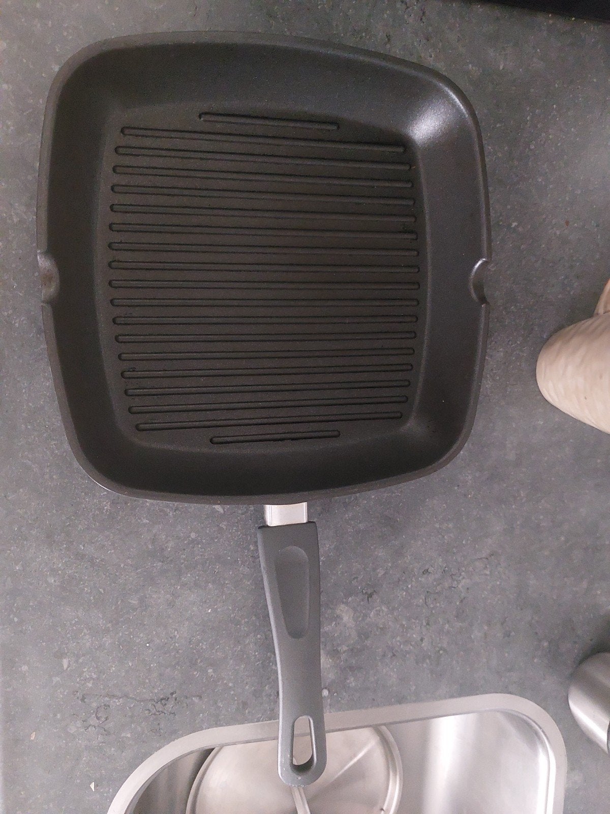 IKEA grillpan 26cm, krasvrij (niet voor inductie), Ophalen, Koekenpan, Antiaanbaklaag, Zo goed als nieuw