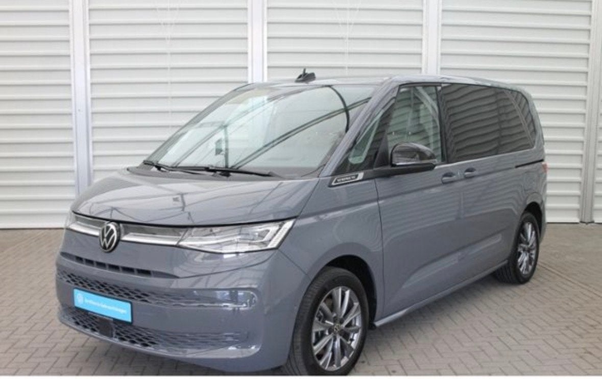 Volkswagen Multivan 1.4 Ehybrid 225pk L1h1 6-DSG 2022 Grijs, Auto's, 2063 kg, Overige carrosserieën, 7 stoelen, Plug-in hybride