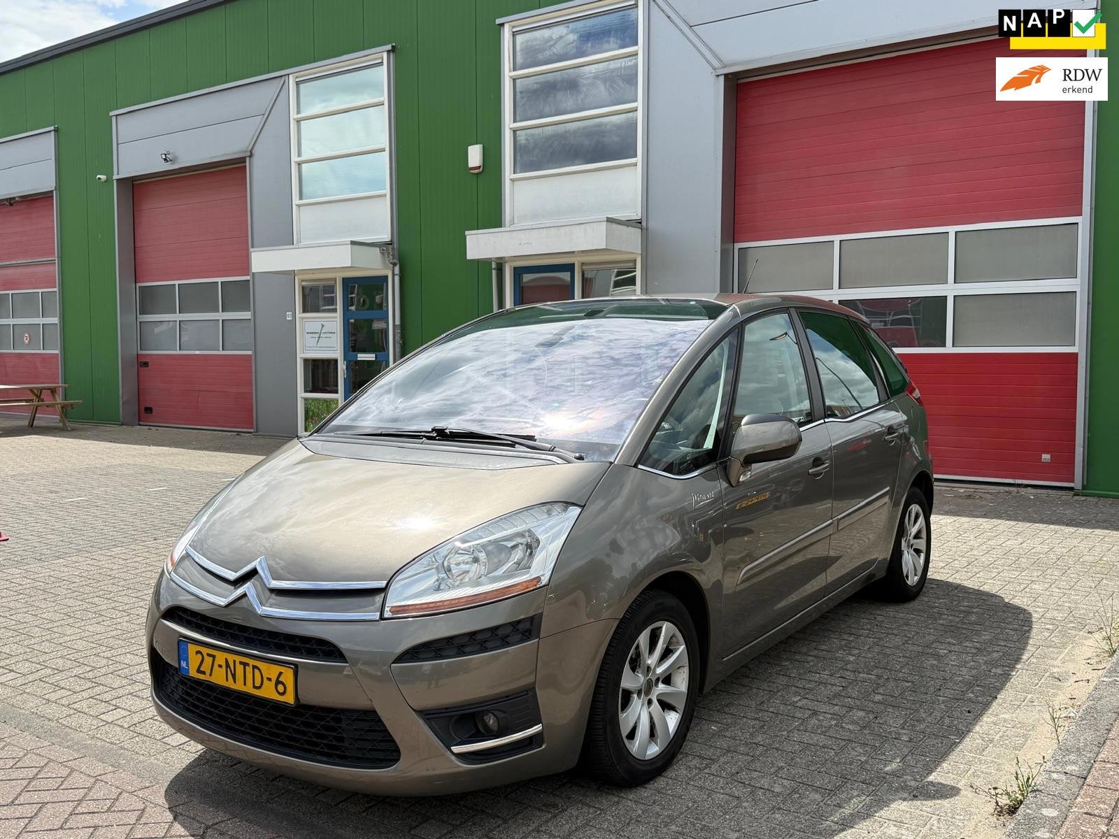 Citroen C4 Picasso 1.6 VTi Ligne Business, Auto's, Citroën, Voorwielaandrijving, Beige, 4 cilinders, Bruin