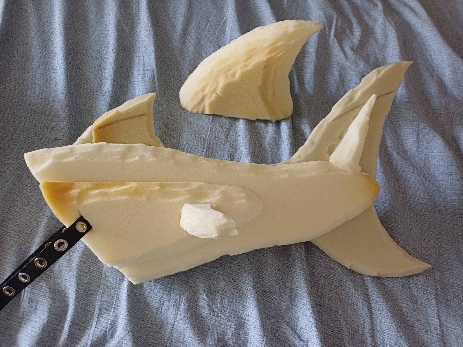 Fursuit foam shark tail + backfin, Hobby en Vrije tijd, Kostuums, Theaterbenodigdheden en LARP, Ophalen of Verzenden, Nieuw, Overige typen