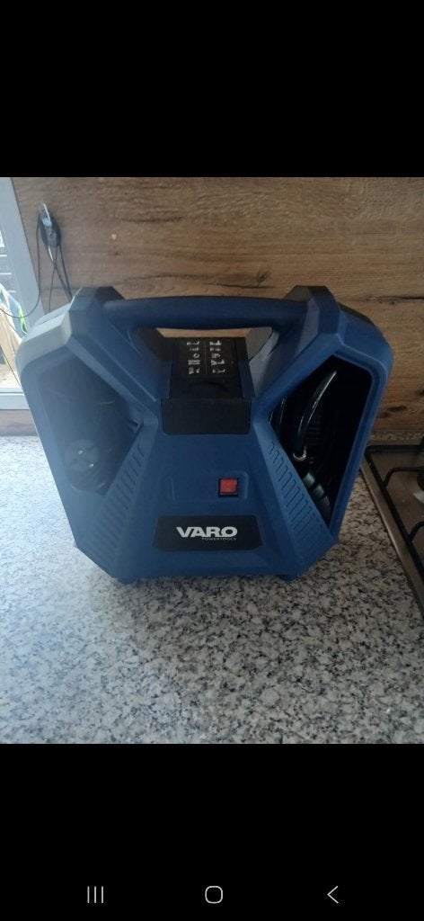 Varo compressor, 25 tot 100 liter, Ophalen, Nieuw, Minder dan 200 liter/min