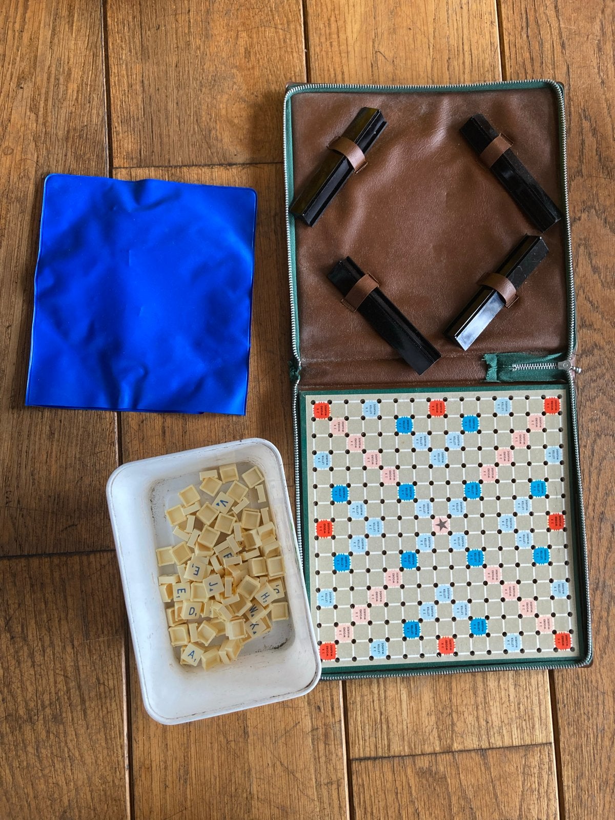 Reis Scrabble de Luxe - Compleet en in goede staat, Een of twee spelers, Ophalen of Verzenden, Gebruikt, Reisspel