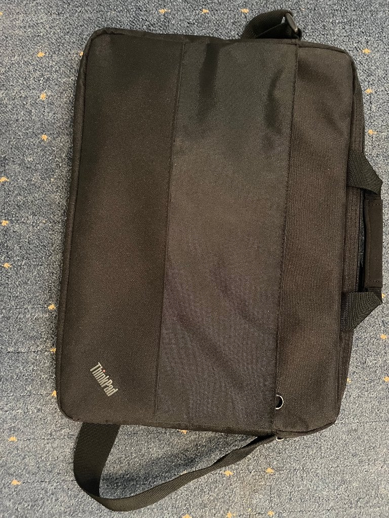 Laptoptas thinkpad inclusief muis, Computers en Software, Ophalen, Nieuw, Gevoerd laptopvak, 14 inch