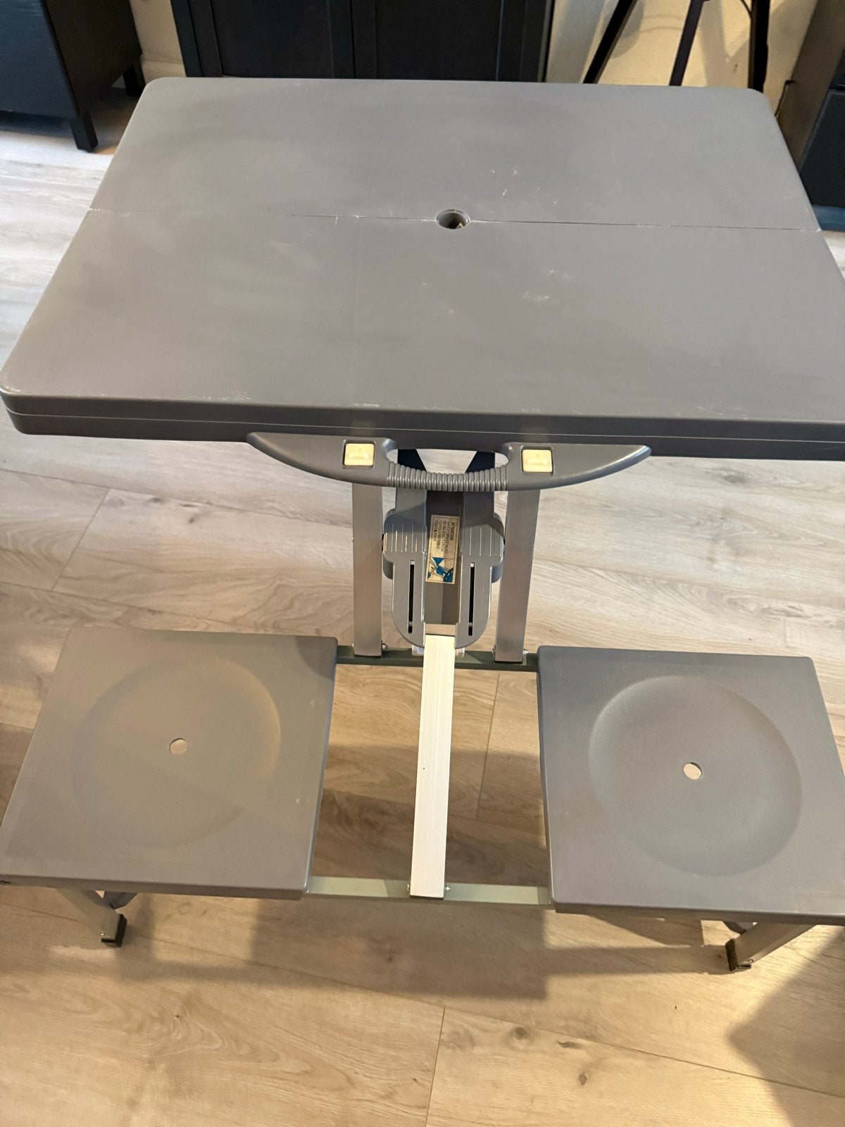 Picknicktafel inklapbar met 4 krukjes, Ophalen, Gebruikt, Campingtafel