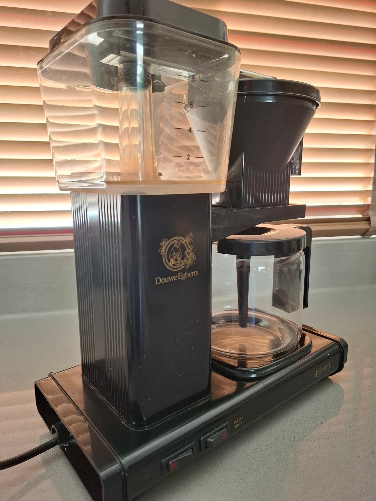 Douwe Egberts Technivorm 741C, 4 tot 10 kopjes, Ophalen, Koffiemachine, Gemalen koffie