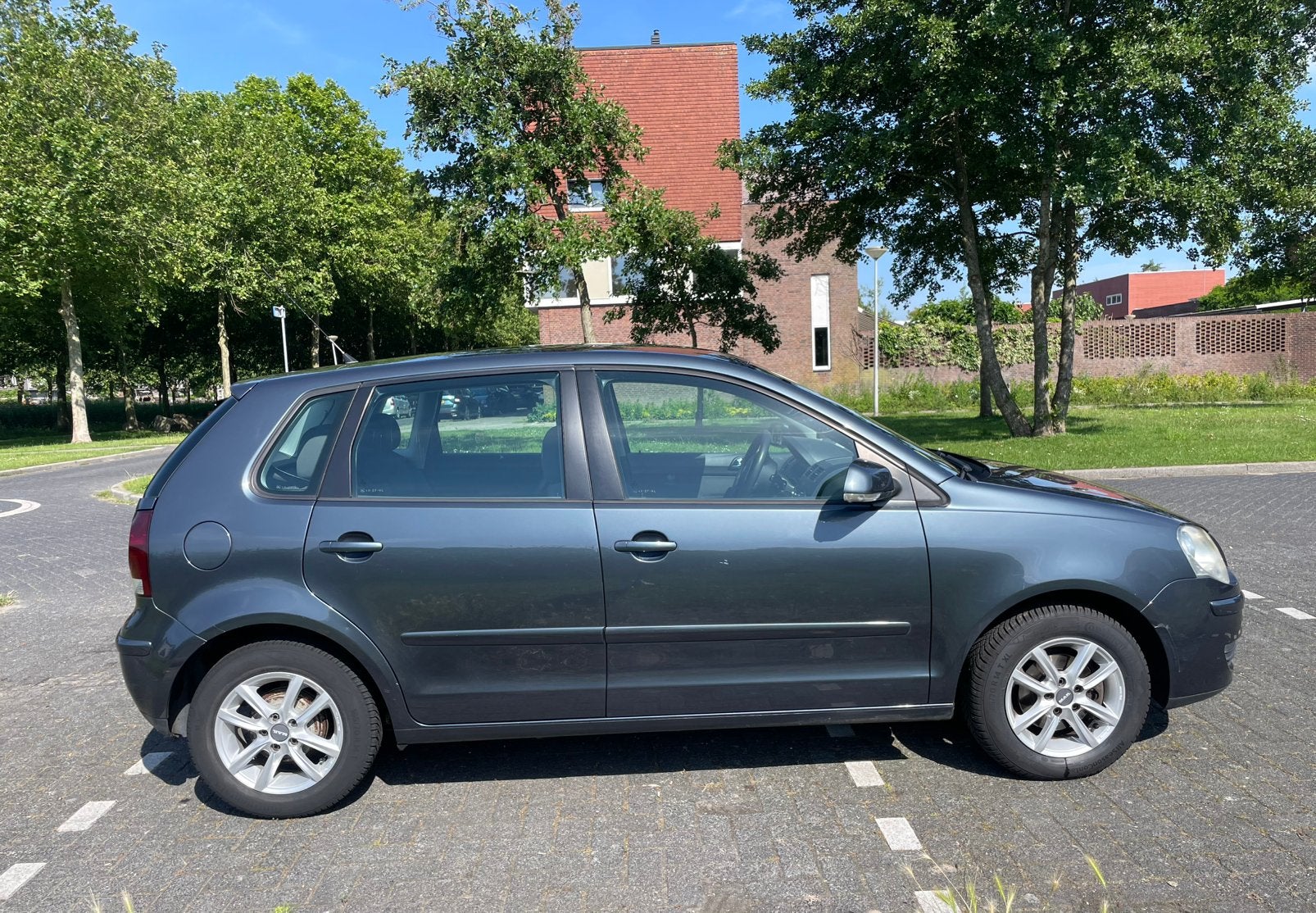 Volkswagen Polo 1.4 16V 59KW 2008 Blauw, Voorwielaandrijving, 40 €/maand, 4 cilinders, Blauw