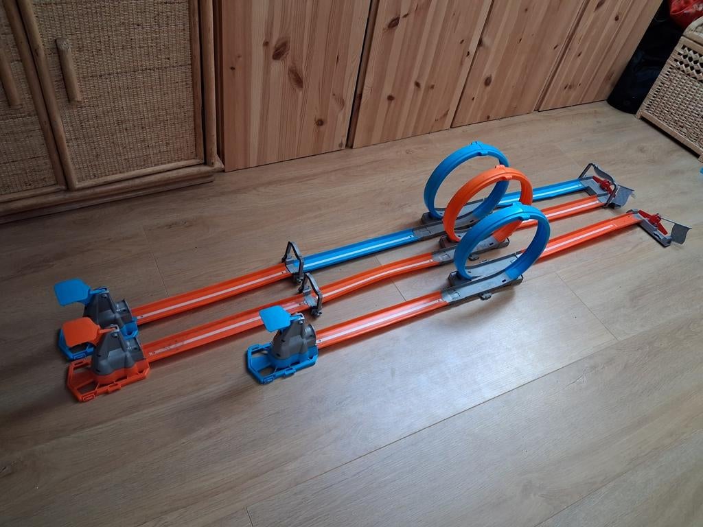 Hot Wheels Racebanen met Loopings, Kinderen en Baby's, Speelgoed | Racebanen, Racebaan, Ophalen of Verzenden, Zo goed als nieuw