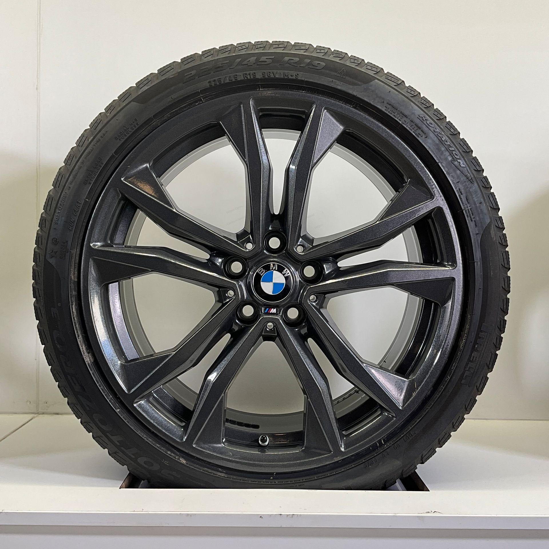 BMW X1 F48 X2 F39 SET VELGEN + ZOMERBANDEN 19 INCH ORIG. 715, Auto-onderdelen, Banden en Velgen, 19 inch, Gebruikt, -, -