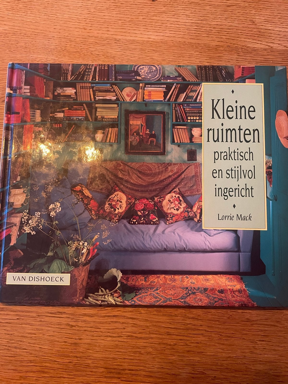 Kleine ruimten: praktisch en stijlvol ingericht, Boeken, Wonen en Tuinieren, Ophalen of Verzenden, Zo goed als nieuw, Interieur en Design