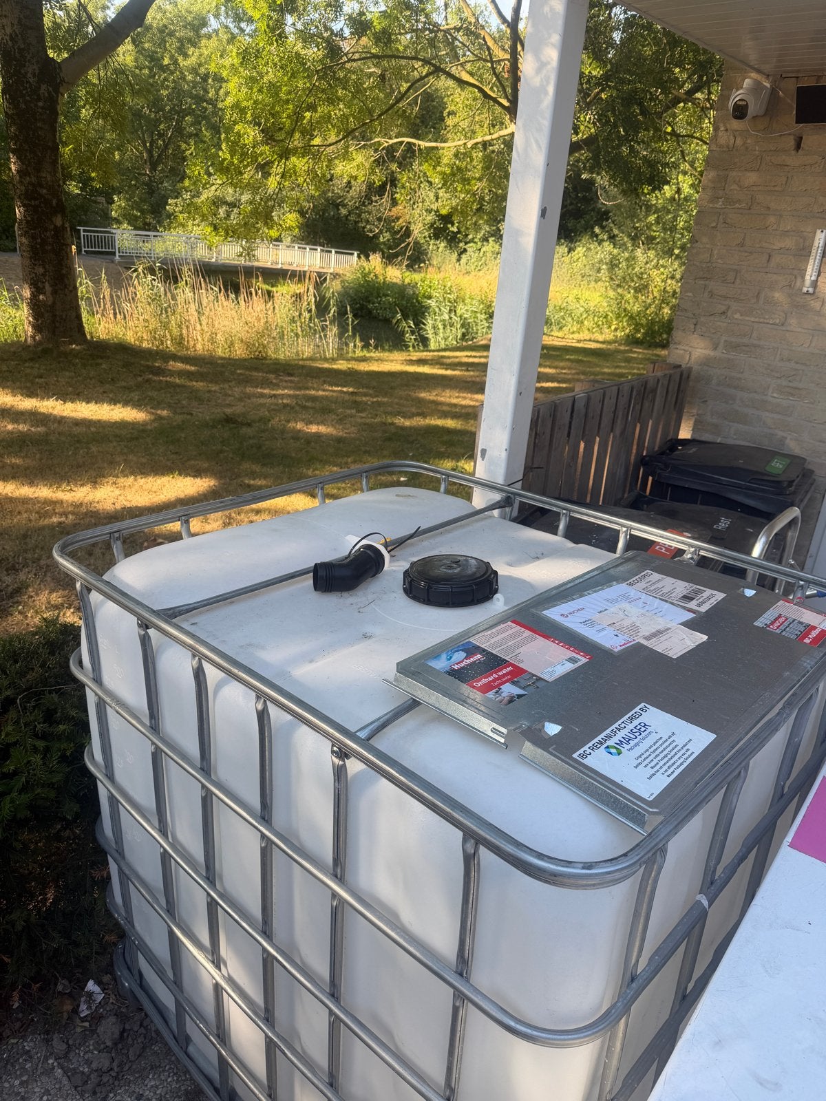 IBC container 1000 liter - Zo goed als nieuw, 150 liter of meer, Ophalen, Zo goed als nieuw, Kunststof