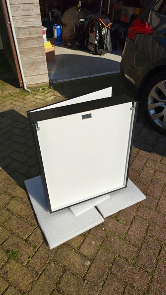 Moderne spiegelkast met opbergruimte, Huis en Inrichting, Ophalen, Spiegelkast, 50 tot 100 cm, Zo goed als nieuw