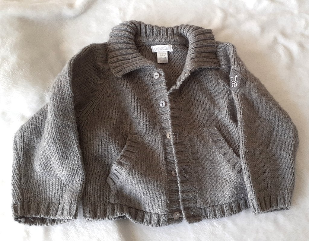 Baby grijs gebreid vestje Obaïbi 74, Ophalen of Verzenden, Zo goed als nieuw, Jongetje of Meisje, Truitje of Vestje