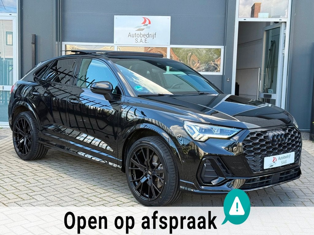 Audi Q3 Sportback 45 TFSI e 3x S-Line ACC PANO CARPLAY TREKH, Gebruikt, Euro 6, Zwart, Hybride Elektrisch/Benzine
