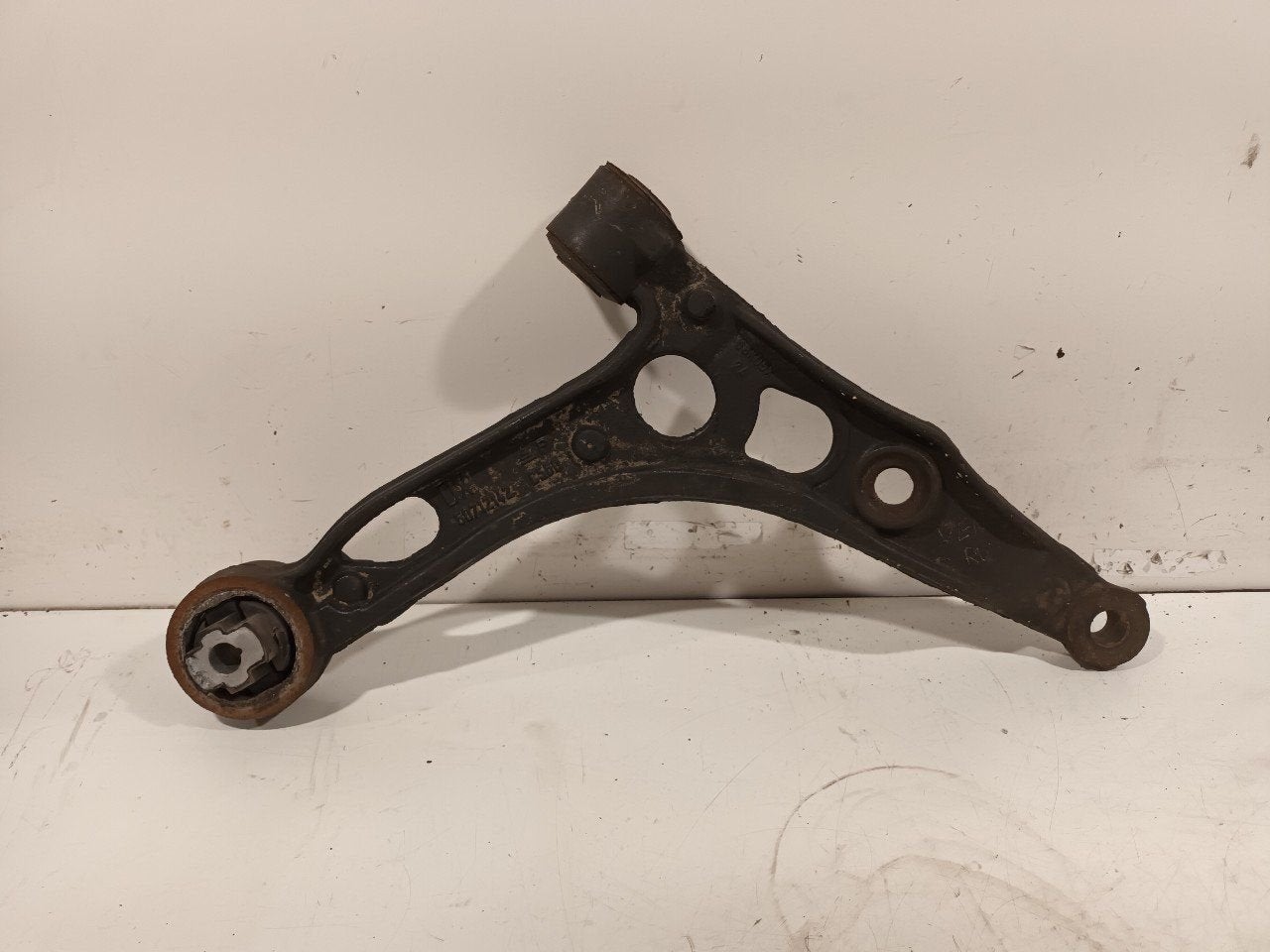Draagarm rechts voor Fiat Ducato, Onderdelen@venauto.nl, Van der Ven Autorecycling B.V., Gebruikt, Ettenseweg 76, 4706 PB Roosendaal, The Netherlands