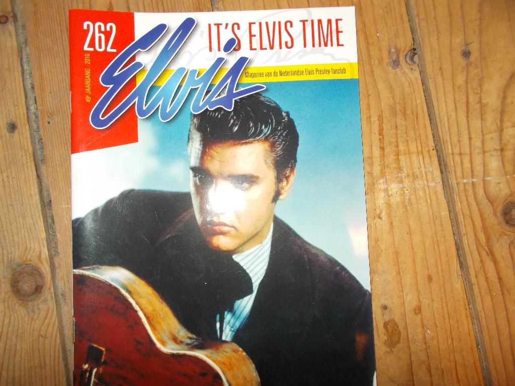its elvis time vele boekjes, Ophalen, Zo goed als nieuw, Boek, Tijdschrift of Artikel