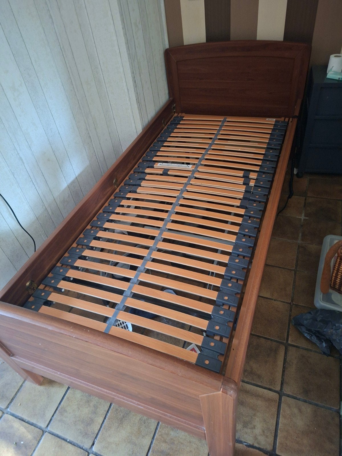 seniorenbed hoog/laag elektrisch, Ophalen, Gebruikt, 90 cm, Eenpersoons