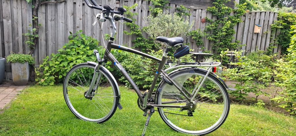 Giant RS Recreatieve Sportfiets - Goede Staat, 28 inch, Gebruikt, 10 tot 15 versnellingen, Velgrem