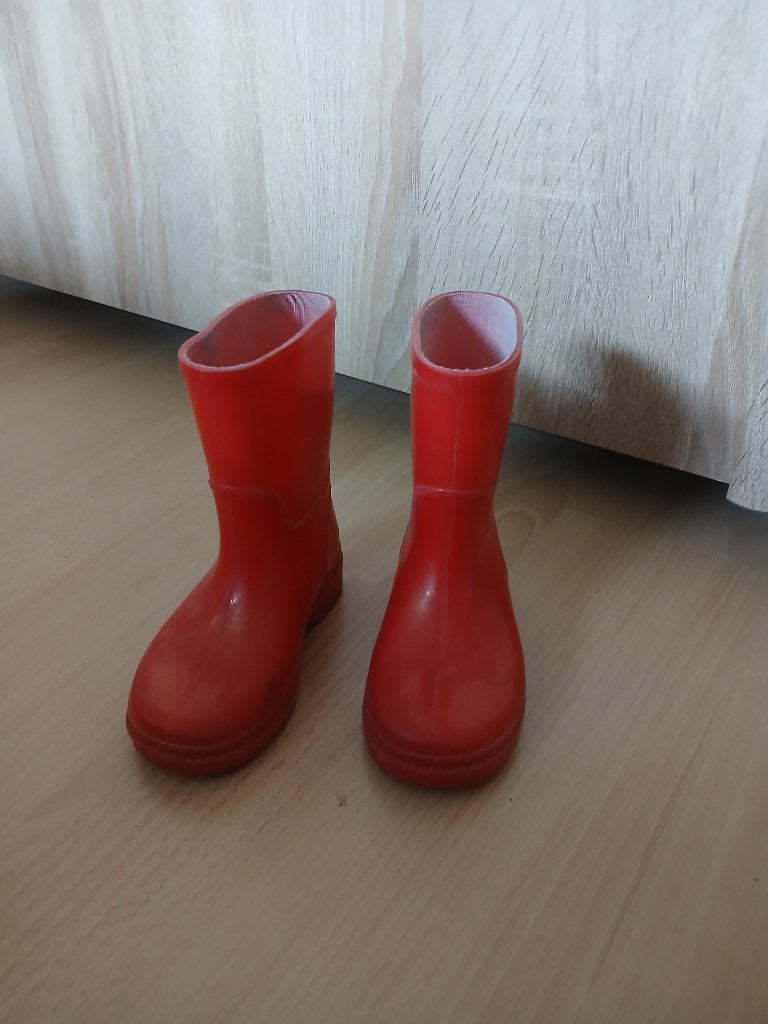 Rode regenlaarzen maat 22, Gebruikt, Jongen of Meisje, Ophalen of Verzenden, Laarzen