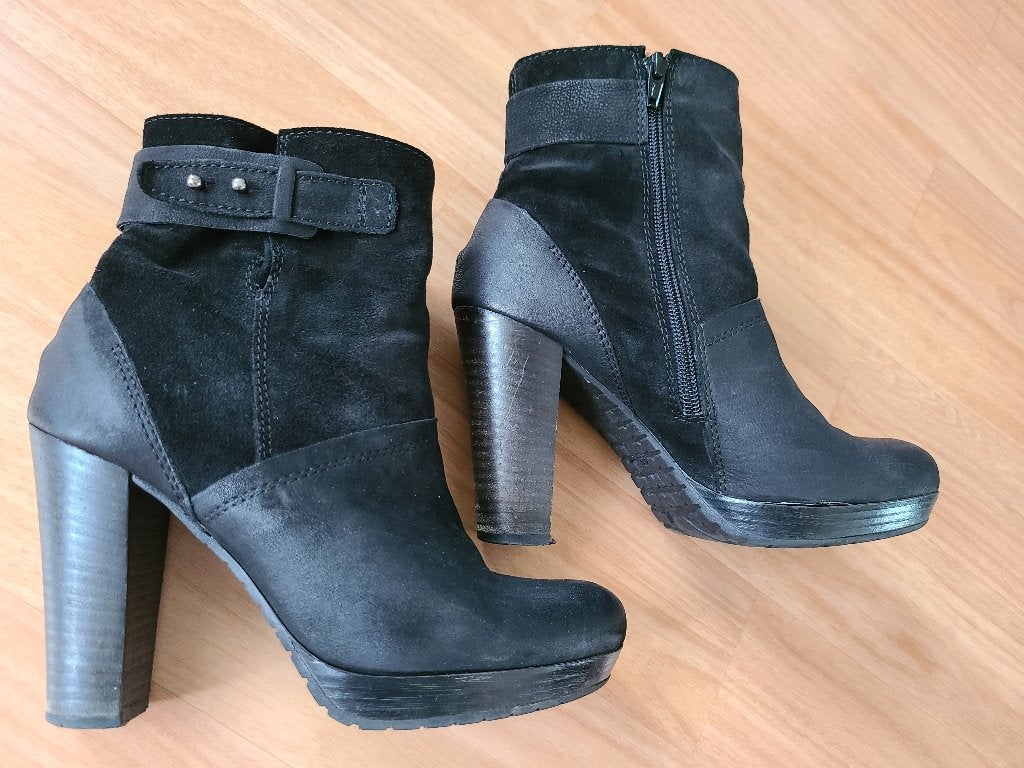 Zwarte leren laarsjes, Invito, maat 39, Pumps, Zwart, Ophalen of Verzenden, Zo goed als nieuw