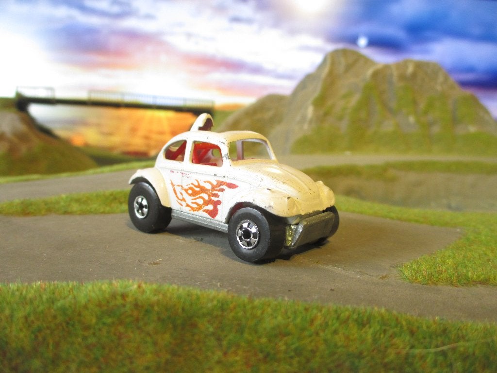 Volkswagen Beetle Baja Bug - Blazin' Bug - Hot Wheels kever, Ophalen of Verzenden, Gebruikt, Auto