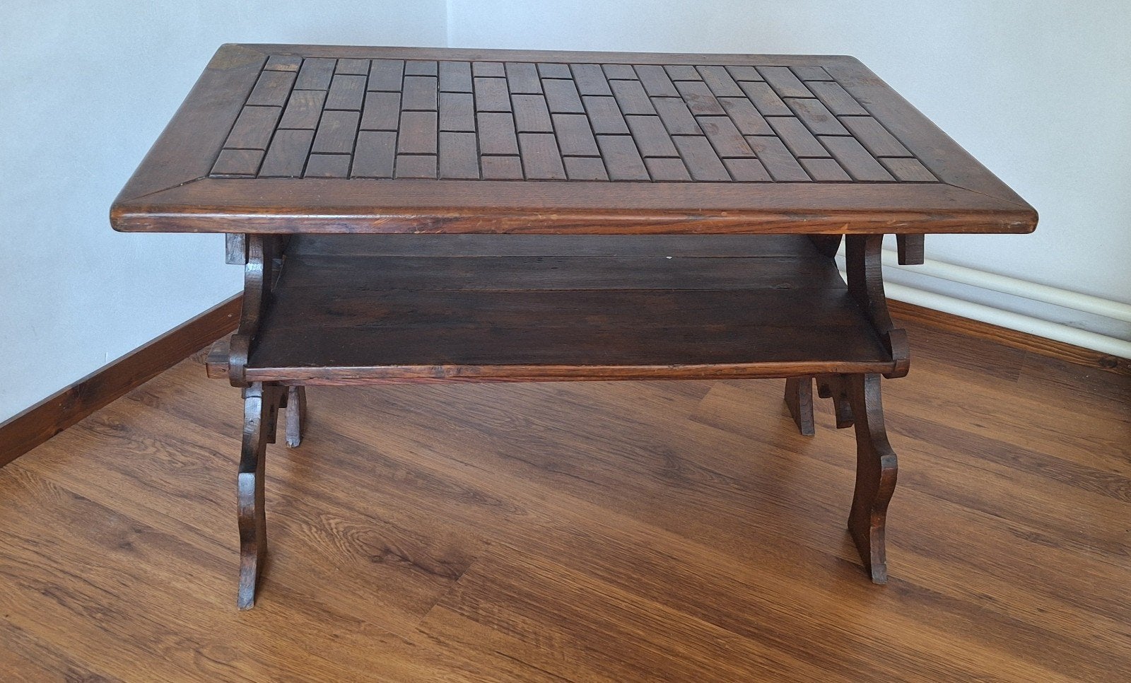 Salontafel, Ophalen