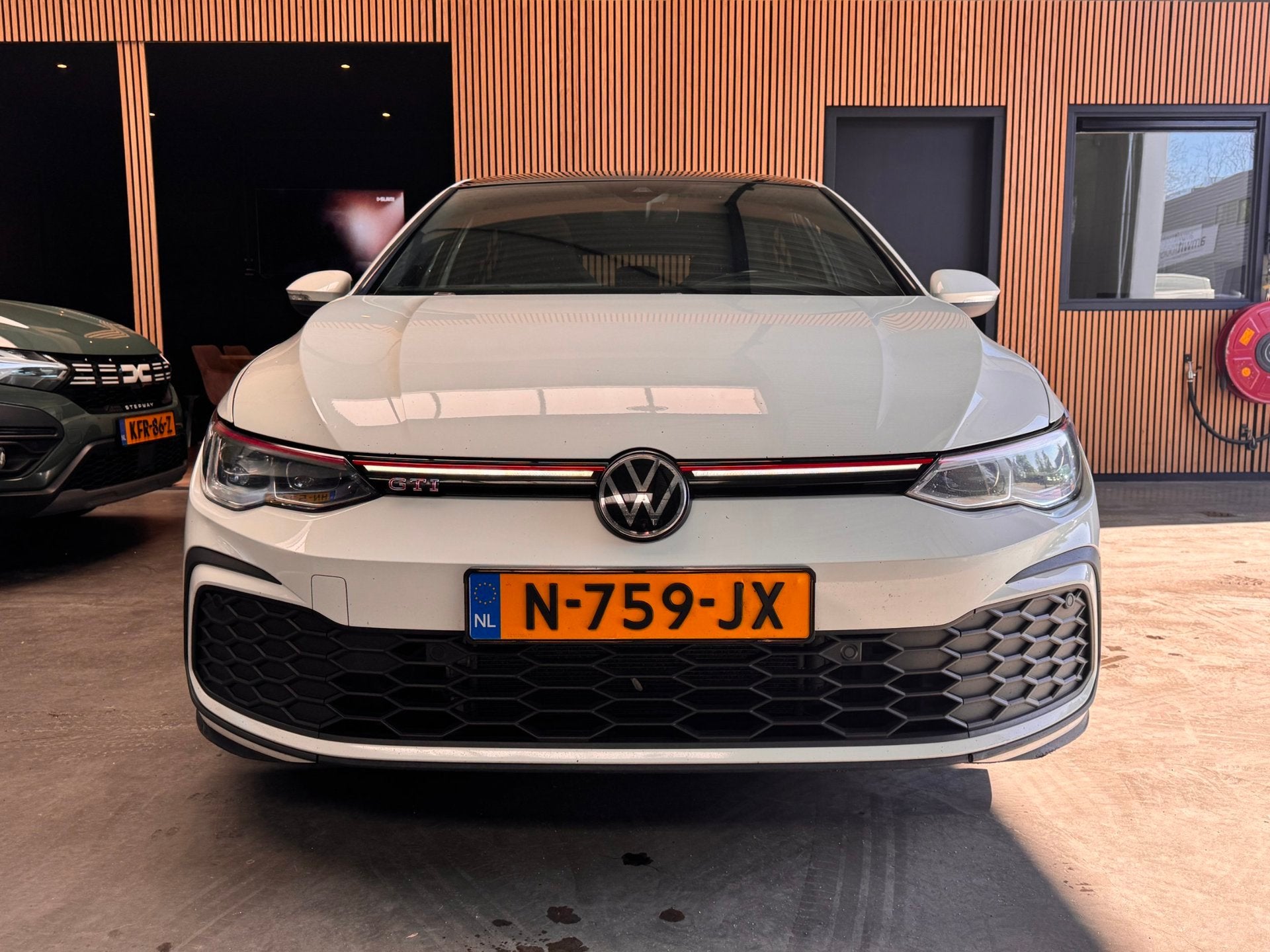 Volkswagen Golf 2.0 TSI GTI Automaat Pano|HUD|IQlight|Camera, Auto's, Volkswagen, 730 kg, Euro 6, 4 cilinders, 1984 cc