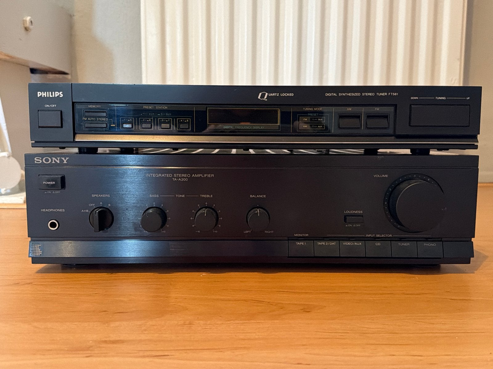 Philips FT561 Tuner & Sony TA-A200 Versterker - Vintage Set, Philips, Gebruikt, Tuner of Radio, Losse componenten